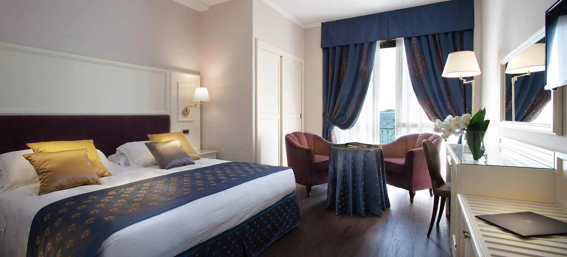 ****  Grand Hotel Gardone Gardone Riviera Italy