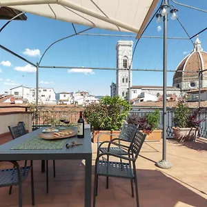 https://duomo-secret-rooftop.it-tuscanyhotel.com